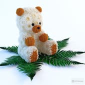 Медведь из цветов (хризантемы и одуванчики).